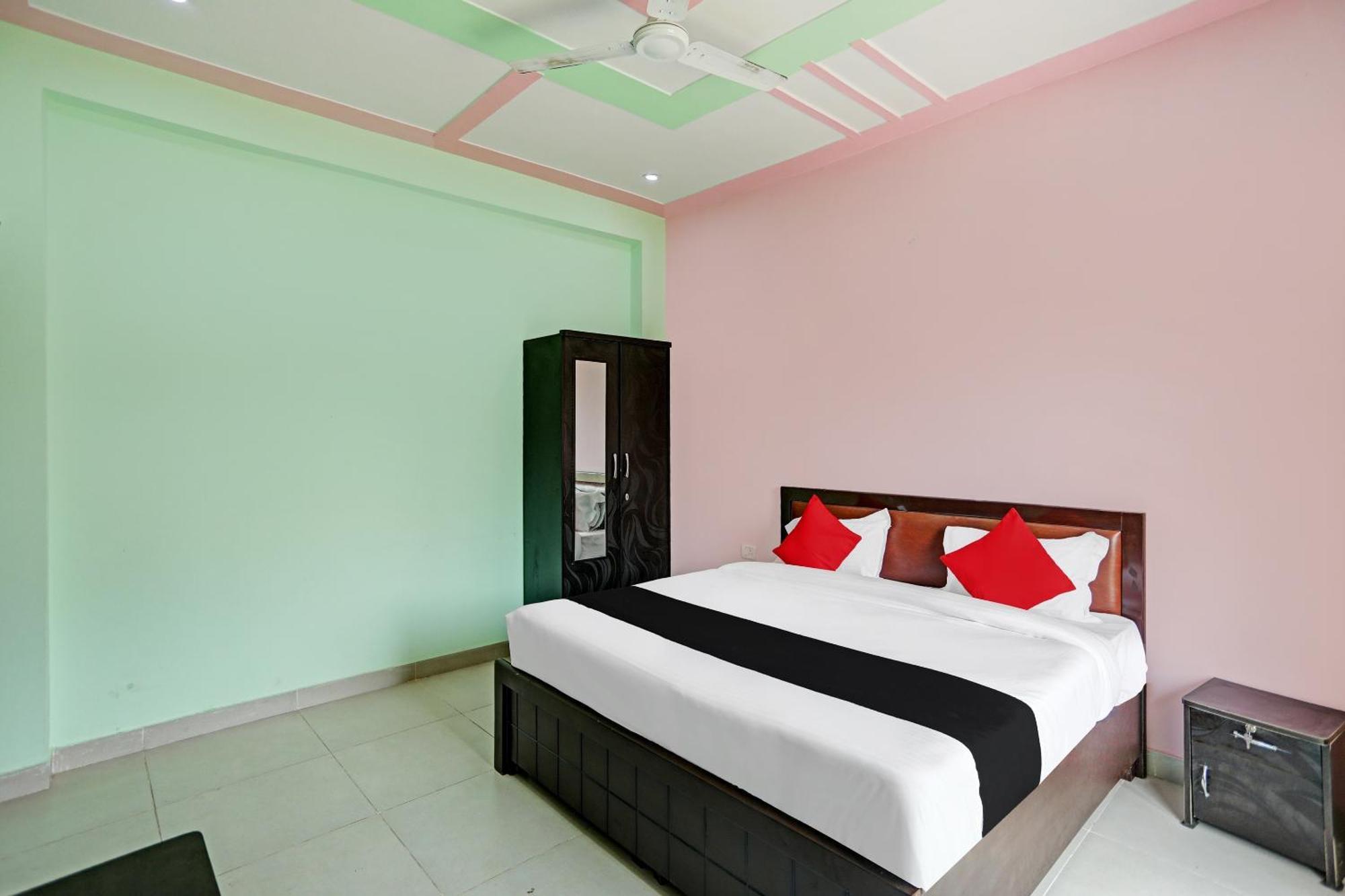 גרייטר נוידה Capital O Friends Zone The Guest House מראה חיצוני תמונה